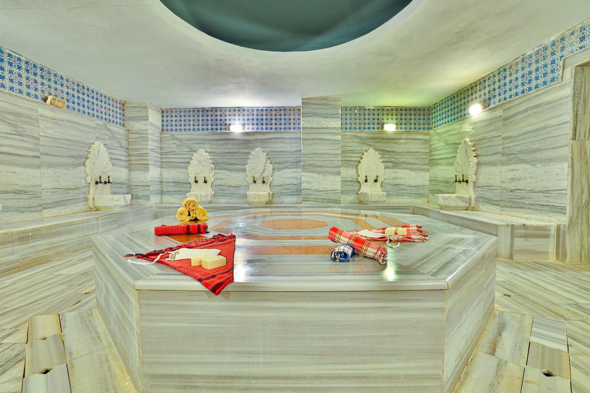 Crystal Aura Beach Resort & Spa Кемер Екстериор снимка