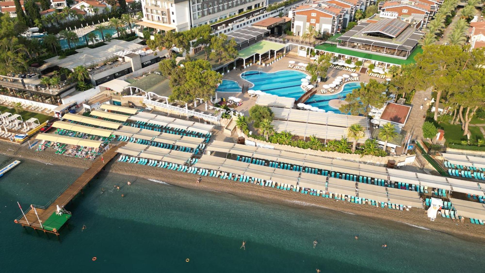 Crystal Aura Beach Resort & Spa Кемер Екстериор снимка
