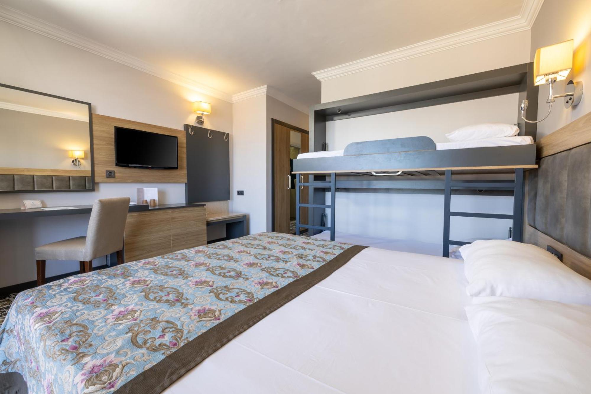Crystal Aura Beach Resort & Spa Кемер Екстериор снимка